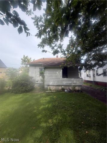 12516 Rexford Avenue Cleveland OH 44105