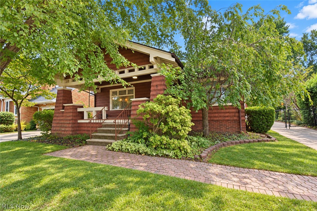 5883 Clearview Drive Parma Heights OH 44130
