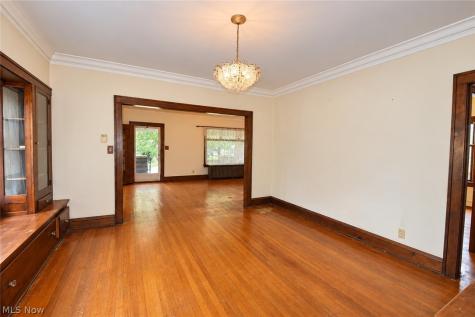 5883 Clearview Drive Parma Heights OH 44130
