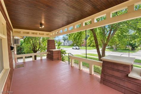 5883 Clearview Drive Parma Heights OH 44130