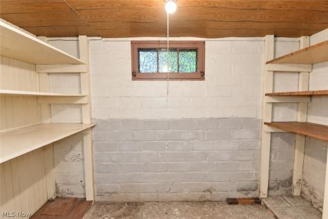 5883 Clearview Drive Parma Heights OH 44130