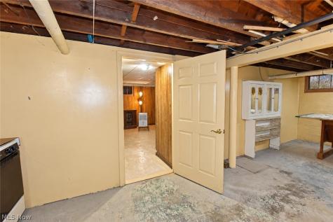 5883 Clearview Drive Parma Heights OH 44130