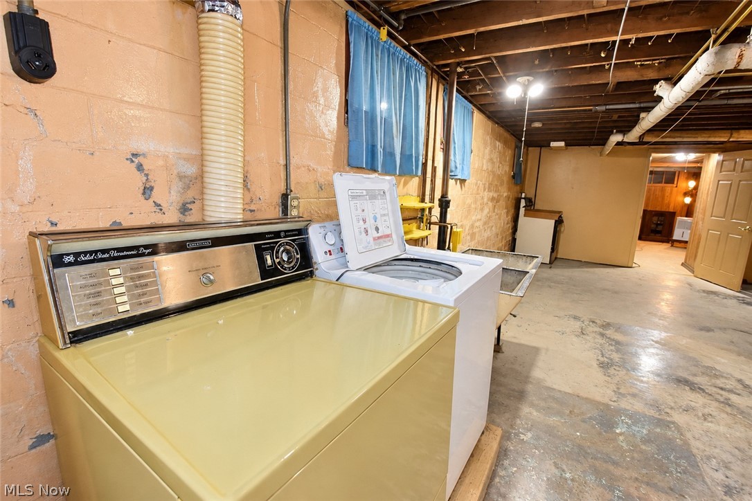 5883 Clearview Drive Parma Heights OH 44130