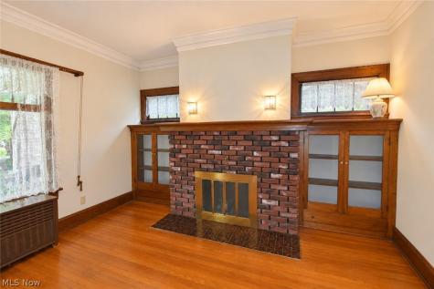 5883 Clearview Drive Parma Heights OH 44130