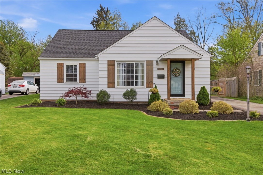24193 Hedgewood Avenue Westlake OH 44145