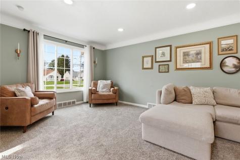 24193 Hedgewood Avenue Westlake OH 44145