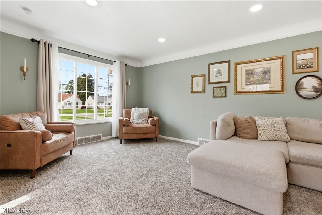 24193 Hedgewood Avenue Westlake OH 44145