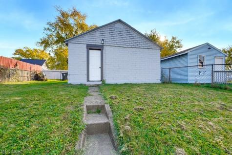 1008 Clinton Avenue SW Canton OH 44706