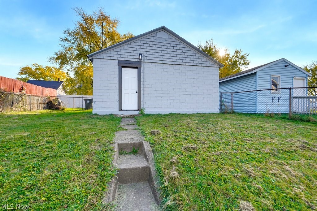 1008 Clinton Avenue SW Canton OH 44706