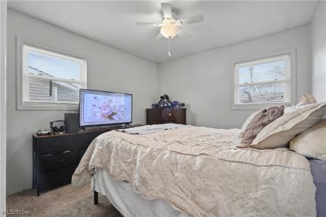 155 S Johnson Road Sebring OH 44672