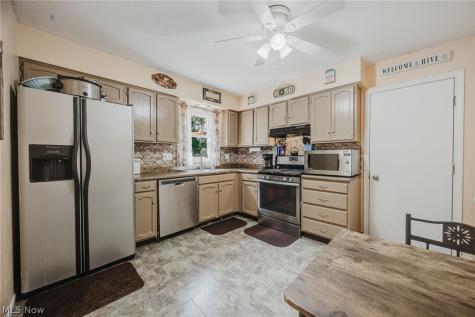 1004 Lancaster Drive Medina OH 44256