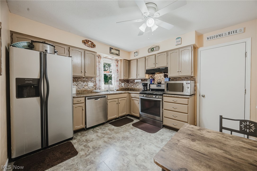 1004 Lancaster Drive Medina OH 44256