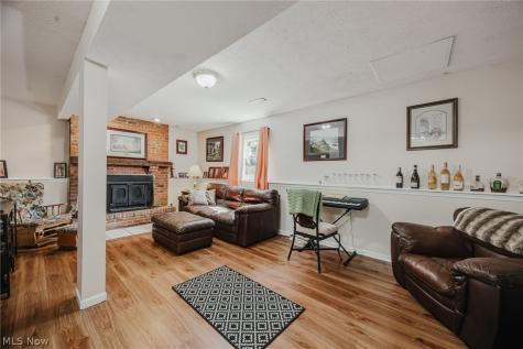 1004 Lancaster Drive Medina OH 44256