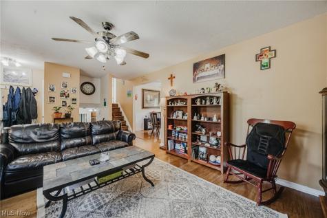 1004 Lancaster Drive Medina OH 44256