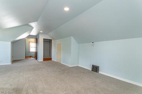 721 Pendley Road Willowick OH 44095