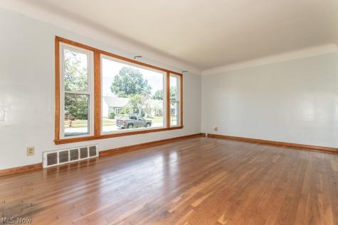 721 Pendley Road Willowick OH 44095