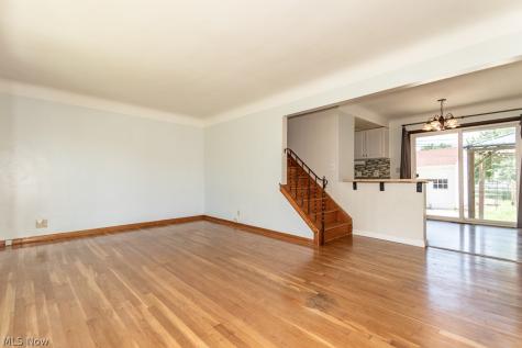 721 Pendley Road Willowick OH 44095