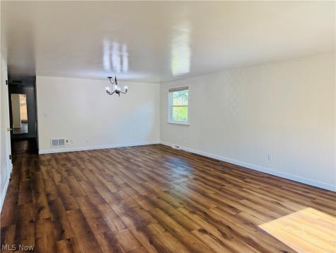 707 Jeanette Avenue Steubenville OH 43952