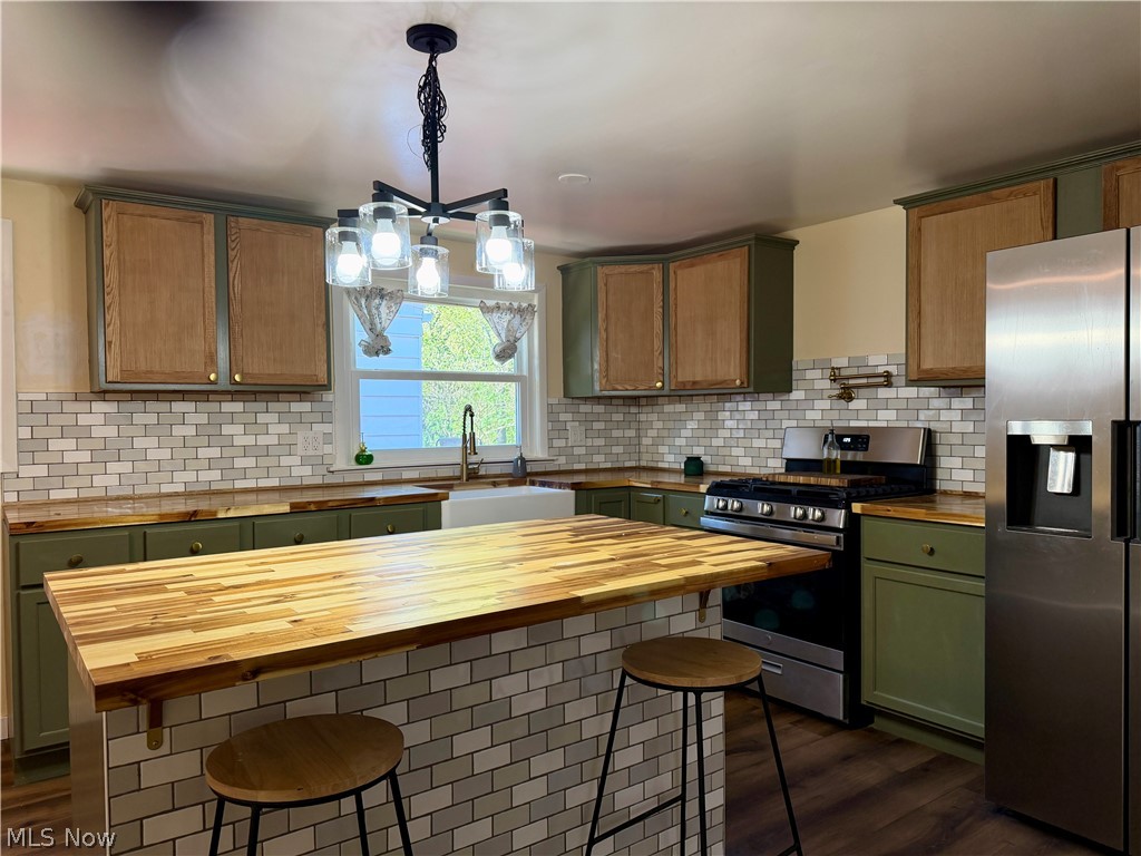 707 Jeanette Avenue Steubenville OH 43952