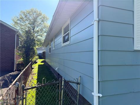 707 Jeanette Avenue Steubenville OH 43952