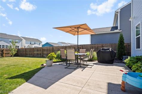 37390 Amber Way North Ridgeville OH 44039