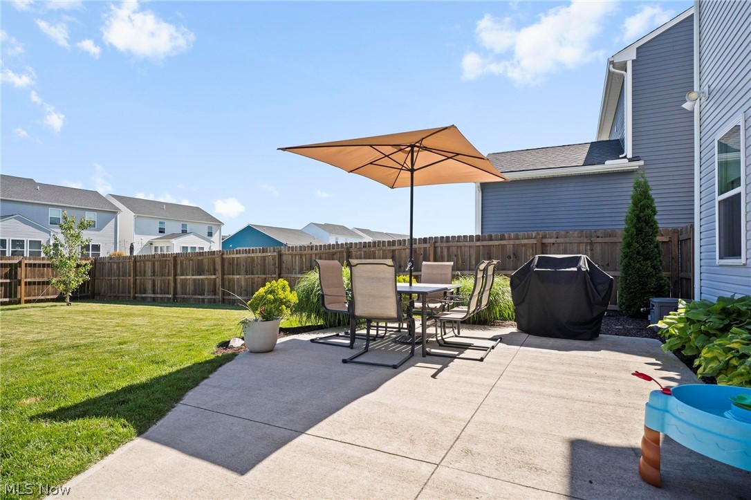 37390 Amber Way North Ridgeville OH 44039
