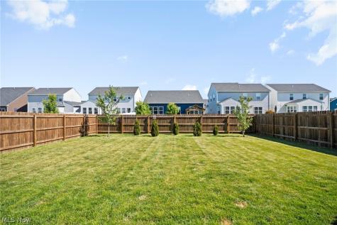 37390 Amber Way North Ridgeville OH 44039