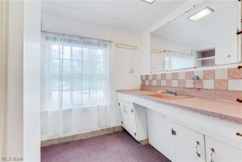 6680 Heisley Road Mentor OH 44060