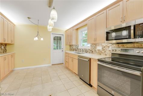 6680 Heisley Road Mentor OH 44060
