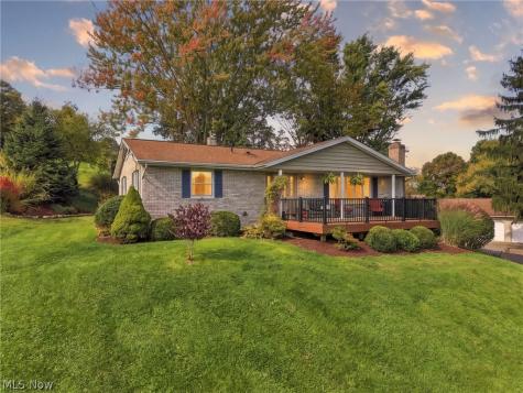 6439 Kemary Avenue SW Navarre OH 44662