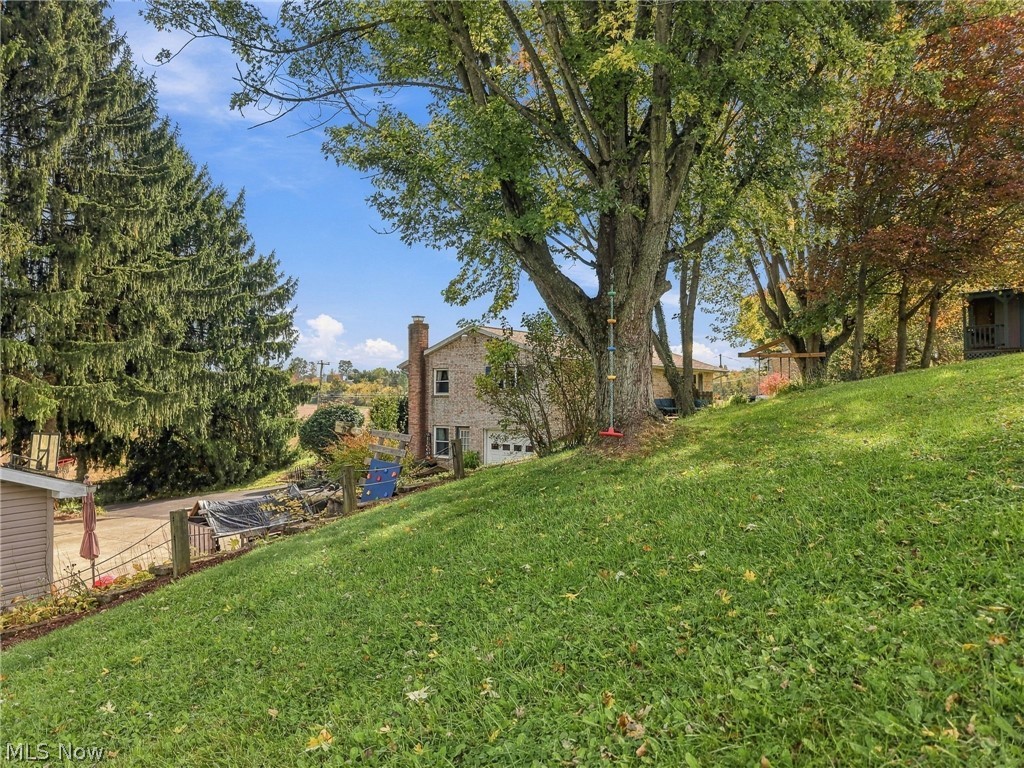 6439 Kemary Avenue SW Navarre OH 44662