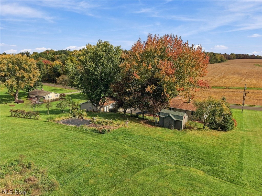 6439 Kemary Avenue SW Navarre OH 44662
