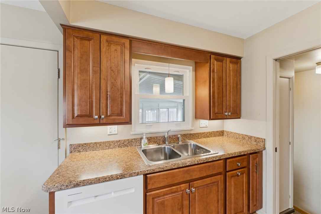 7311 Beresford Avenue Parma OH 44130