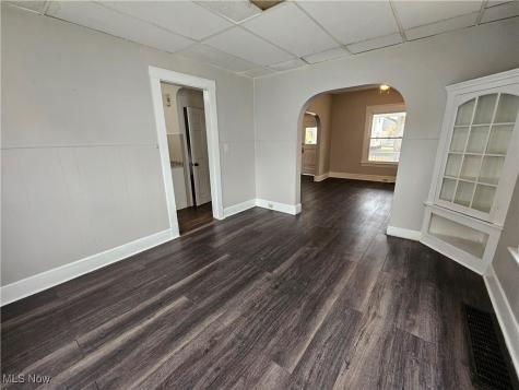 3891 W 21st Street Cleveland OH 44109
