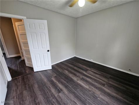 3891 W 21st Street Cleveland OH 44109