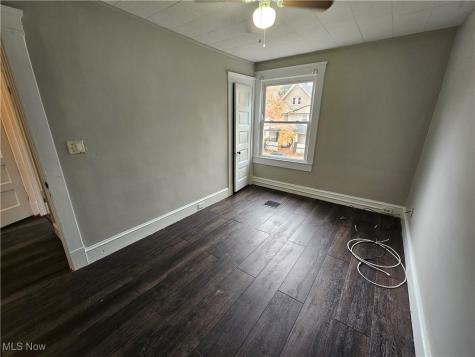 3891 W 21st Street Cleveland OH 44109