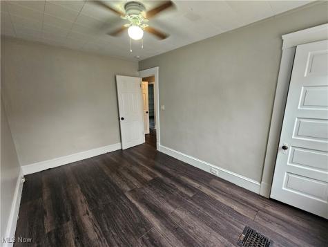3891 W 21st Street Cleveland OH 44109