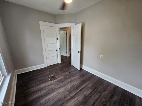3891 W 21st Street Cleveland OH 44109