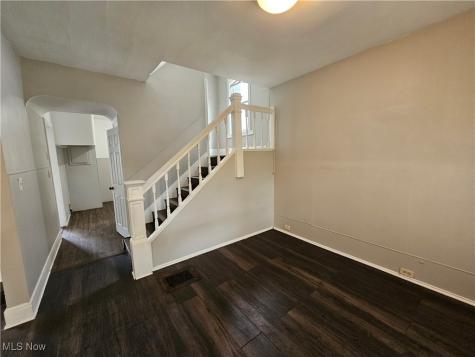 3891 W 21st Street Cleveland OH 44109