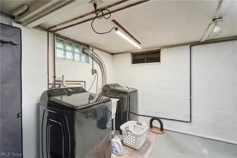 183 S Frank Boulevard Akron OH 44313