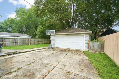183 S Frank Boulevard Akron OH 44313