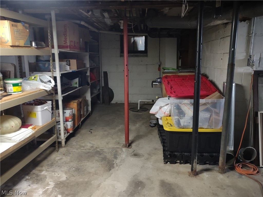 63 W Long Street Akron OH 44301