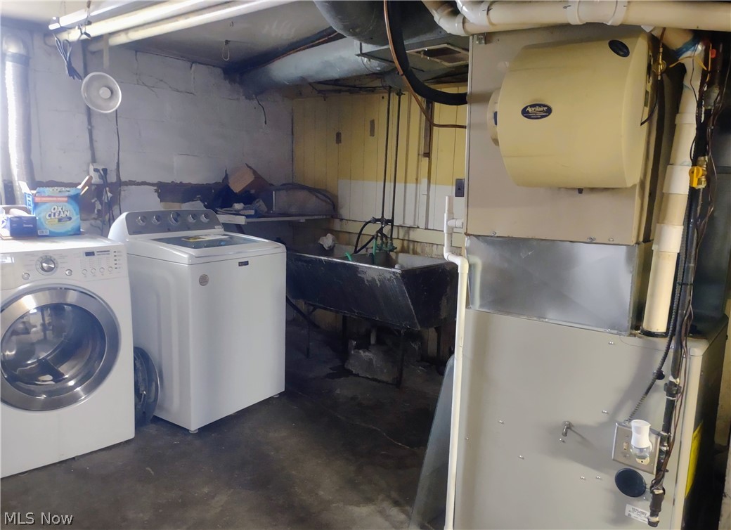 63 W Long Street Akron OH 44301