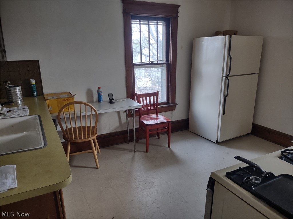63 W Long Street Akron OH 44301