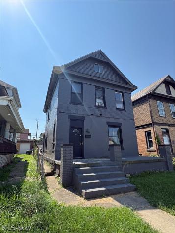 1428 Pennsylvania Avenue Steubenville OH 43952