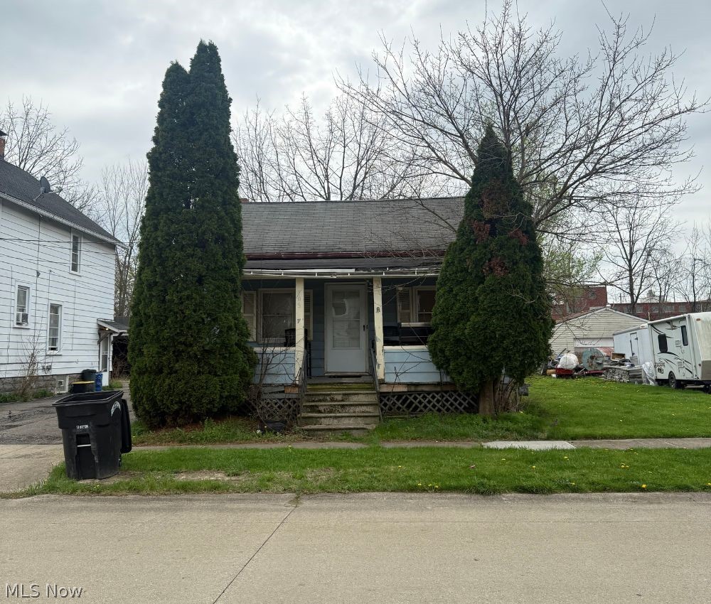 108 Rush Street Elyria OH 44035