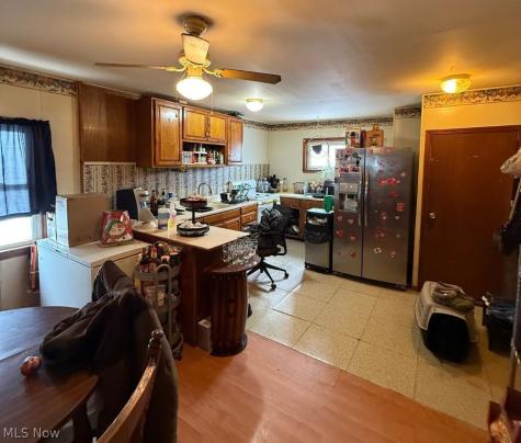 108 Rush Street Elyria OH 44035