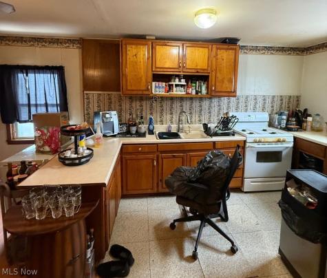 108 Rush Street Elyria OH 44035