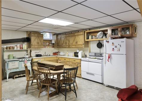 7620 Township Road 334 Millersburg OH 44654