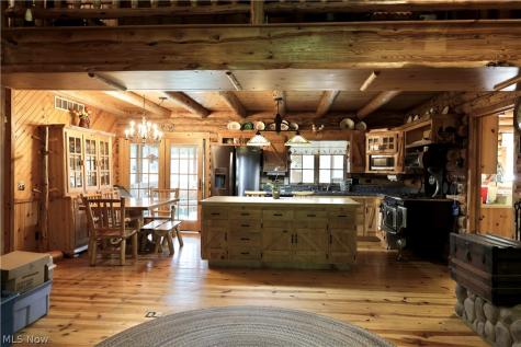 7620 Township Road 334 Millersburg OH 44654